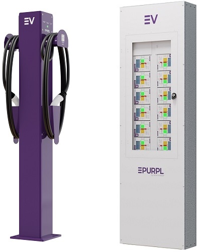 좌:스탠드형 충전기, 우:서킷브레이커 집적되어 있는 패널